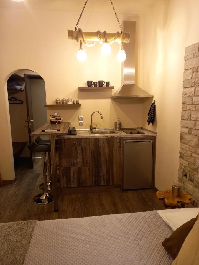 Lux Studio 1 Athene Buitenkant foto