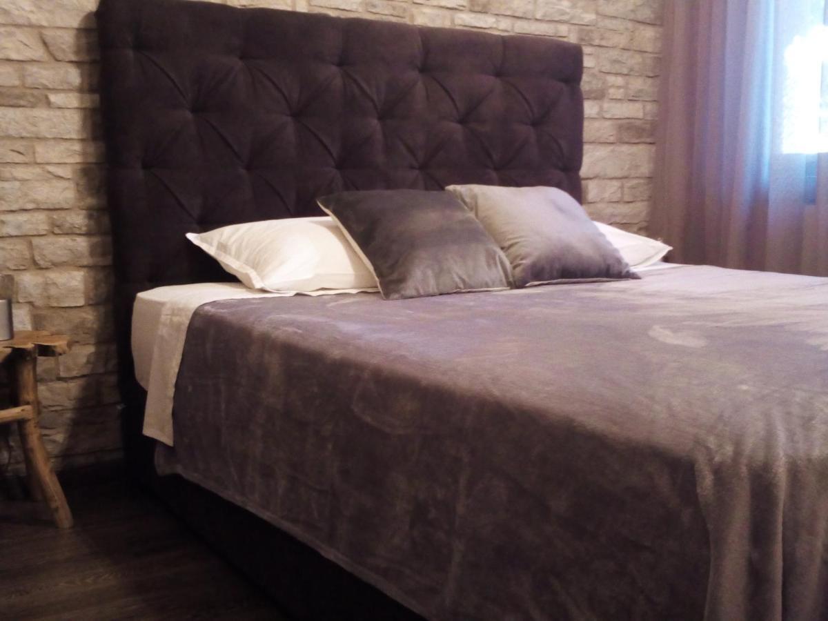 Lux Studio 1 Athene Buitenkant foto